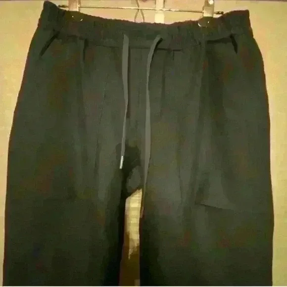 Lululemon Bowline Pant *Utilitech 30"
True Navy Mens Large Drawstring Pockets - Picture 5 of 8